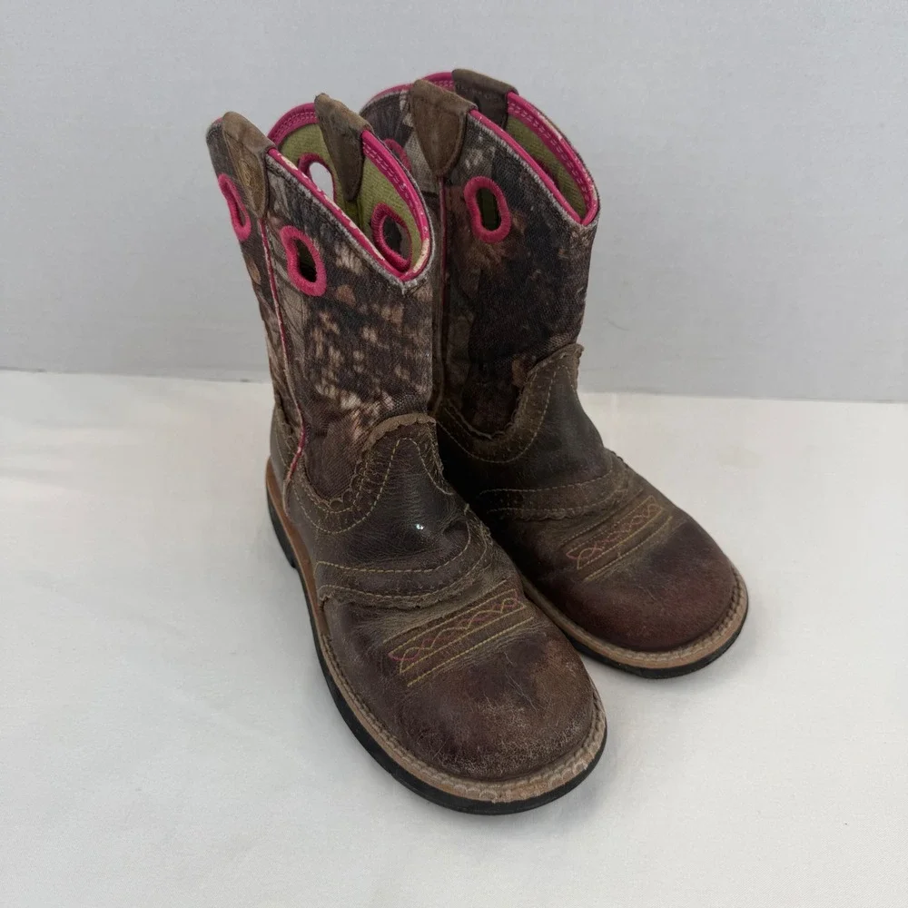 Ariat fatbaby western